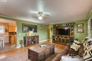 321 NE 42nd St, Pendleton, OR 97801 - Photo 4