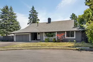 15550 NW Oak Hills Dr, Beaverton, OR 97006 - Photo 2