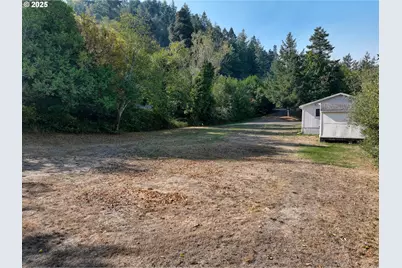 95607 Jerrys Flat Rd, Gold Beach, OR 97444 - Photo 32