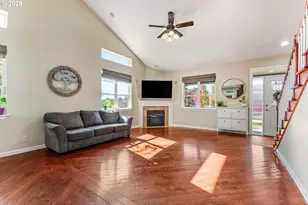 610 NW Hillcrest Dr, Dallas, OR 97338 - Photo 6