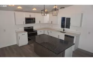 2728 Shelly Ann Way, Salem, OR 97305 - Photo 10