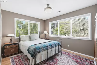 14710 Davis Ln, Lake Oswego, OR 97035 - Photo 26