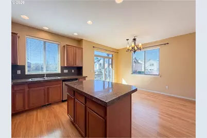 1402 NE Edgefield St, Hillsboro, OR 97124 - Photo 14