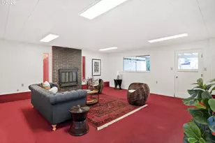 362 NE 9th Pl, Hillsboro, OR 97124 - Photo 38