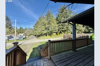 91566 Dolezal Ln, Coos Bay, OR 97420 - Photo 38