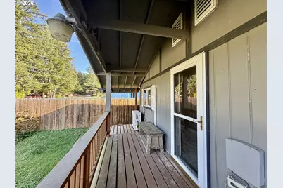 91566 Dolezal Ln, Coos Bay, OR 97420 - Photo 34