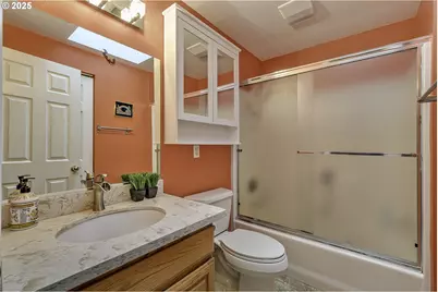 20515 SW 104th Ave, Tualatin, OR 97062 - Photo 32