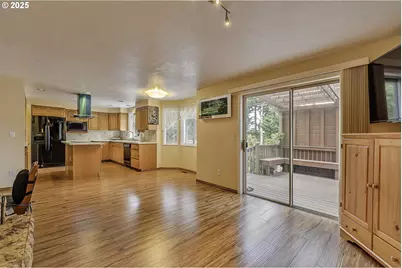 20515 SW 104th Ave, Tualatin, OR 97062 - Photo 18