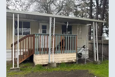 5000 NE Stephens St #2, Roseburg, OR 97470 - Photo 2