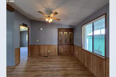 1200 E Central Ave #5, Sutherlin, OR 97479 - Photo 26