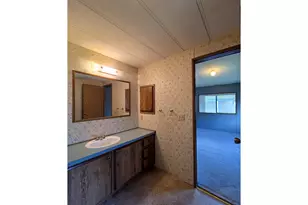 1200 E Central Ave, Sutherlin, OR 97479 - Photo 32
