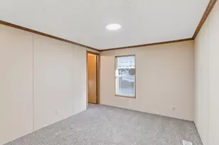 7918 SE King Rd, Milwaukie, OR 97222 - Photo 32