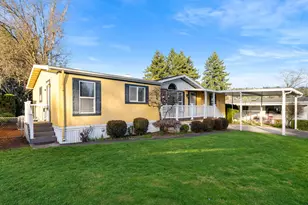 7918 SE King Rd, Milwaukie, OR 97222 - Photo 2