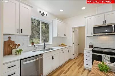 610 Terrace Dr, Glide, OR 97443 - Photo 18