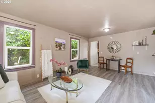 1230 Waite St, Eugene, OR 97402 - Photo 8