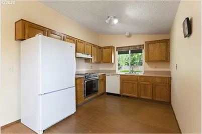 130 SE 21st St, Troutdale, OR 97060 - Photo 12