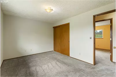 130 SE 21st St, Troutdale, OR 97060 - Photo 22