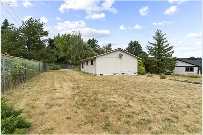 130 SE 21st St, Troutdale, OR 97060 - Photo 28