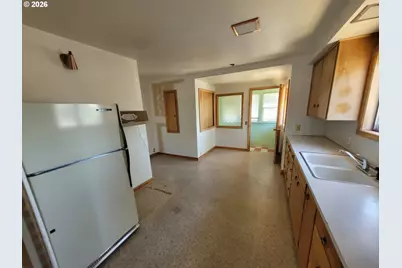 520 NW 11th St, Pendleton, OR 97801 - Photo 12