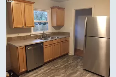 7106 N Hodge Ave, Portland, OR 97203 - Photo 18