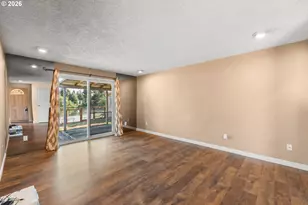 13331 Lakewood Dr, Aurora, OR 97002 - Photo 8