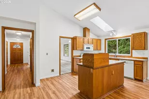17130 SW 131st Ave, Tigard, OR 97224 - Photo 2