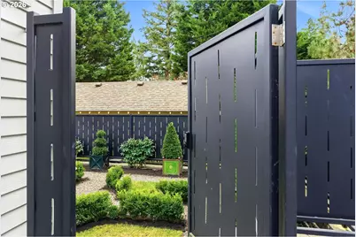 330 6th St, Lake Oswego, OR 97034 - Photo 4