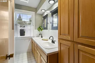 803 N Main Ave, Ridgefield, WA 98642 - Photo 30