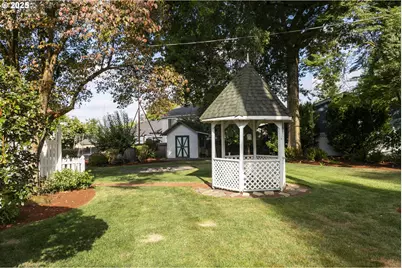 803 N Main Ave, Ridgefield, WA 98642 - Photo 36