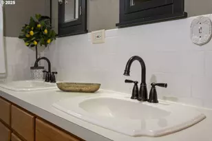 803 N Main Ave, Ridgefield, WA 98642 - Photo 28