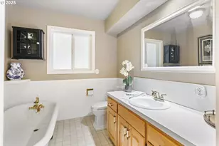 803 N Main Ave, Ridgefield, WA 98642 - Photo 18