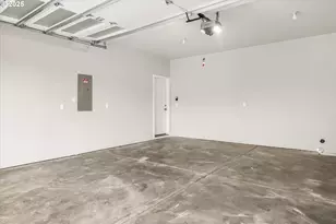 21 NW Mawrcrest Ave, Gresham, OR 97030 - Photo 28