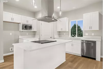 21 NW Mawrcrest Ave, Gresham, OR 97030 - Photo 4