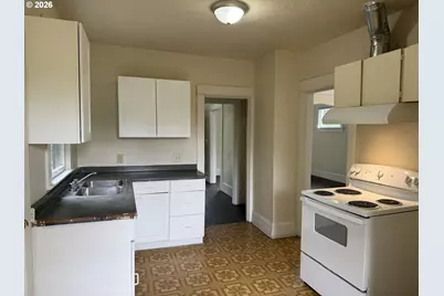 4507 N Gantenbein Ave, Portland, OR 97217 - Photo 6