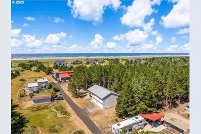 1205 116th Ln, Long Beach, WA 98631 - Photo 2