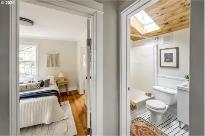 4525 SE Malden Dr, Portland, OR 97206 - Photo 22