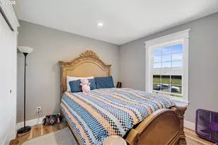 4004 12th St, Tillamook, OR 97141 - Photo 14