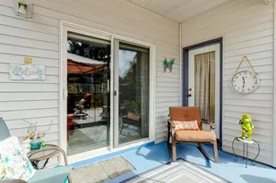 15804 NE Russell St, Portland, OR 97230 - Photo 24