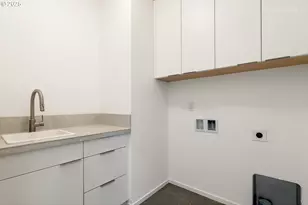 2411 E 6th St, Vancouver, WA 98661 - Photo 28