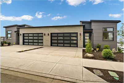 2411 E 6th St, Vancouver, WA 98661 - Photo 1