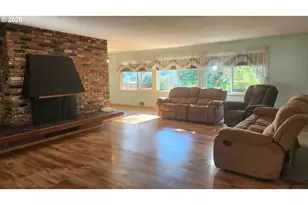 2580 Pony Creek Rd, North Bend, OR 97459 - Photo 22