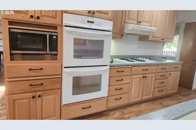2580 Pony Creek Rd, North Bend, OR 97459 - Photo 28