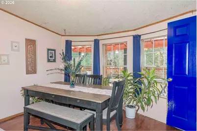 424 Aker Dr, Myrtle Creek, OR 97457 - Photo 6