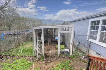 424 Aker Dr, Myrtle Creek, OR 97457 - Photo 28