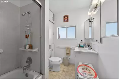 204 Lake Ave, La Grande, OR 97850 - Photo 22