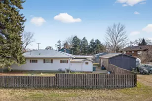 204 Lake Ave, La Grande, OR 97850 - Photo 6