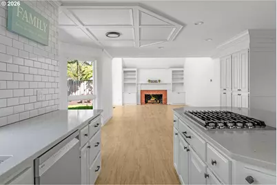 14335 Edenberry Dr, Lake Oswego, OR 97035 - Photo 10