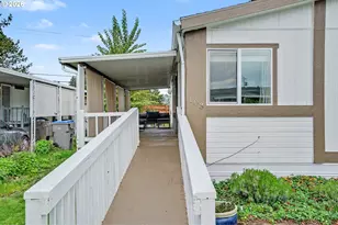 12450 SW Fischer Rd, Portland, OR 97224 - Photo 4