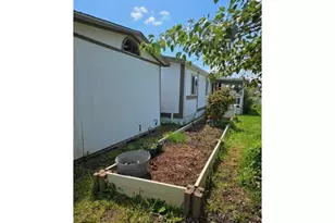 12450 SW Fischer Rd, Portland, OR 97224 - Photo 36