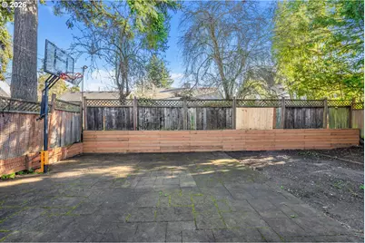 2434 NE 60th Ave, Portland, OR 97213 - Photo 40
